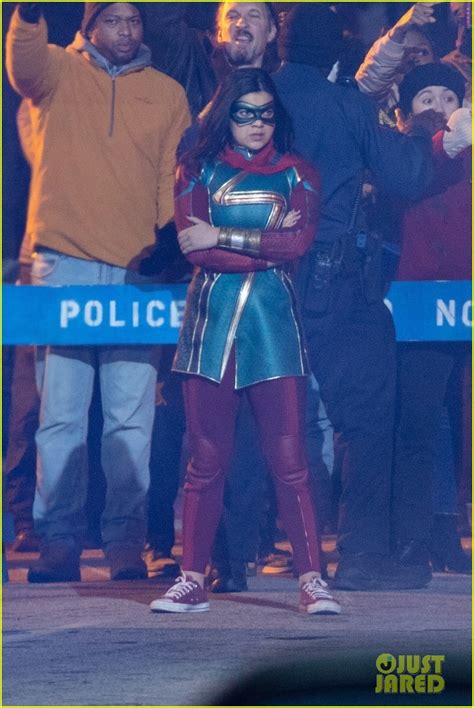 Iman Vellani Spotted in Official 'Ms. Marvel' Costume in New Set Photos ...