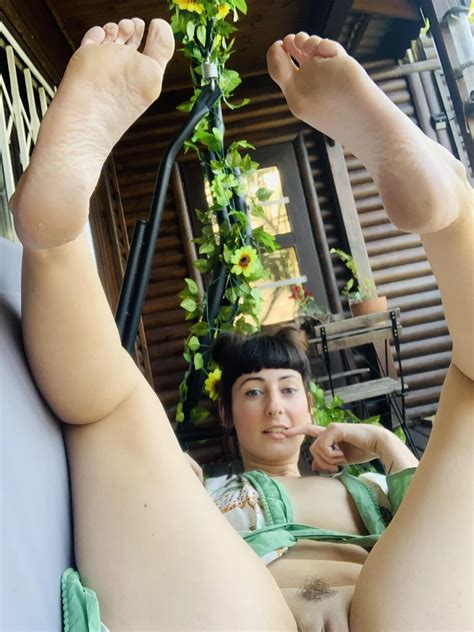 We Should Spend The Weekend In My Garden Naked Nudes Altgonewild Nude Pics Org