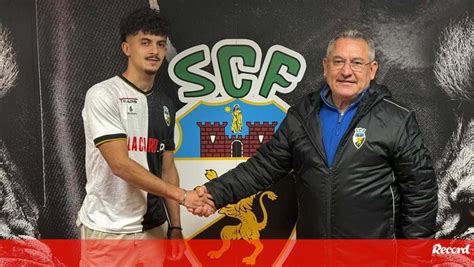 Belloumi Renova Pelo Farense At Farense Jornal Record