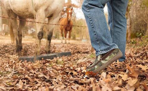 Ariat Mens 2842 Silversmith Outdoor Indoor Western Suede