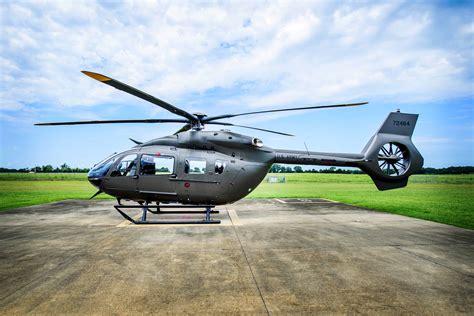 Airbus Entrega El Primer Helic Ptero Uh B Lakota A La Guardia