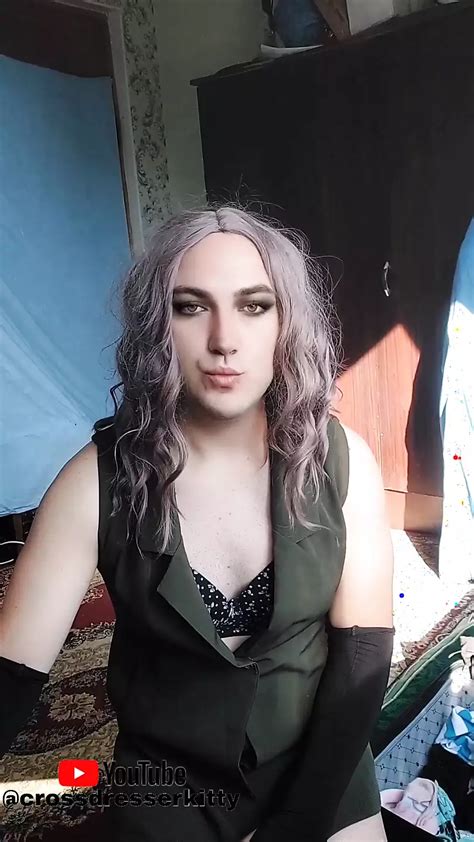 Big Butt Hot Blonde Crossdresser Makes Short Mini Dress Show With Her Big Ass Gay Porn XHamster