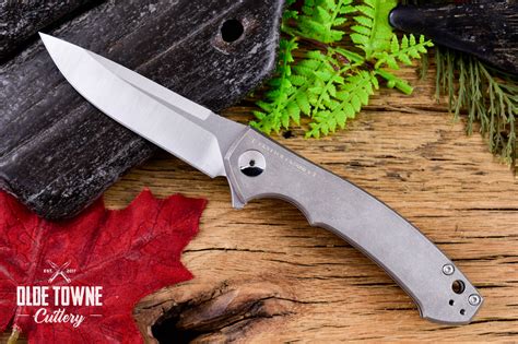 Kershaw Culpepper Red Bone Traditional pocket knife in D2 steel
