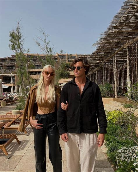 Too Hot To Handle Season 5s Elys Henderson Spills The Tea On Recent Social Media Shade