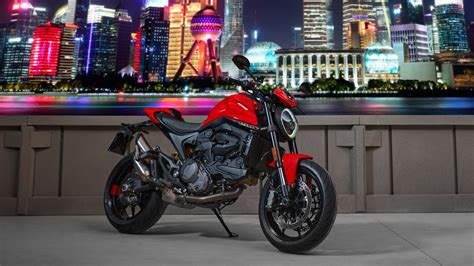 Motorrad Vergleich Honda Cb Hornet Sp Vs Ducati Monster