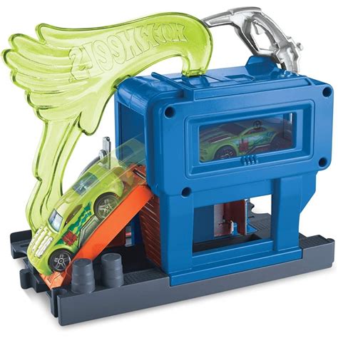 Set De Joaca Hot Wheels City Toxic Creatures Benzinaria Emag Ro