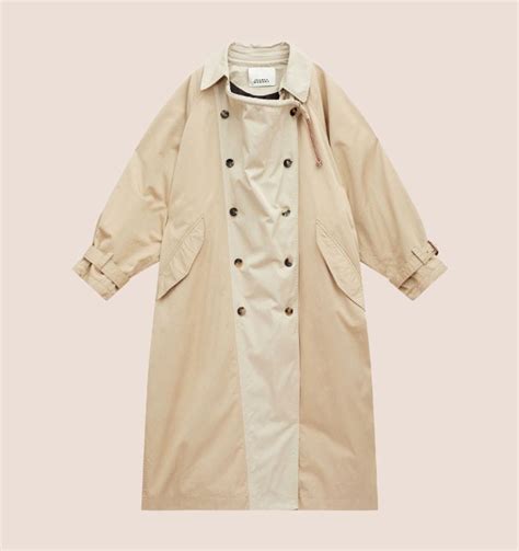 C Mo Combinar La Gabardina Beige Cl Sica En Looks De Tendencia