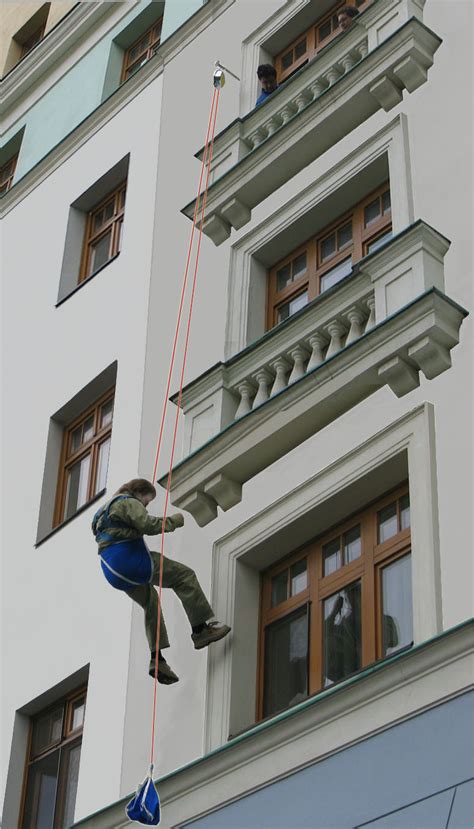 НАТЯЖНОЕ СПАСАТЕЛЬНОЕ ПОЛОТНО НСП