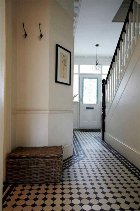 Gorgeous Entry Floor Tile Designs For Your Home Inspiration — Breakpr