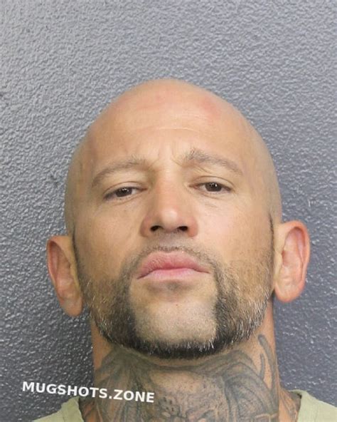 FROST THOMAS JOSEPH 10 01 2022 Broward County Mugshots Zone