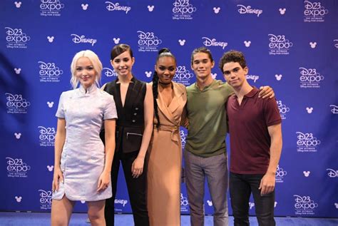 Descendants 2 Cast - Costumes, DVD, Giveaway and more! - Finding Debra