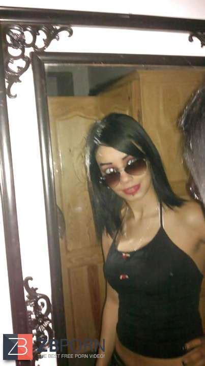 Marwa A Tunisian Mega Bitch She Need A Prick ZB Porn