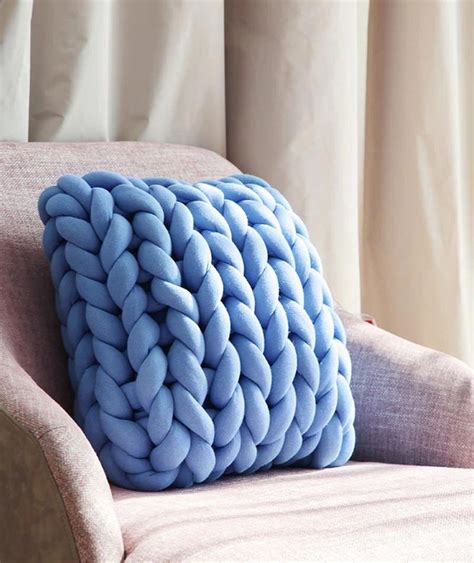 Braid Knotted Pillow Cushion Chunky Knitted Cushion Soft Core Spun Yarn