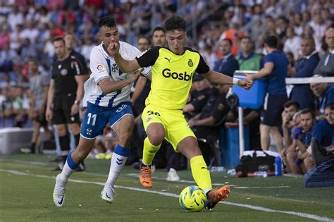 LaLiga SantanderArnau martínez el lateral derecho del girona