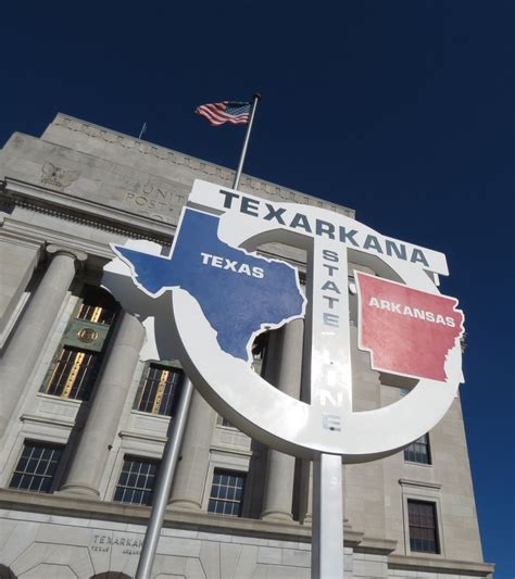 Touring Texarkana The Walking Tourists