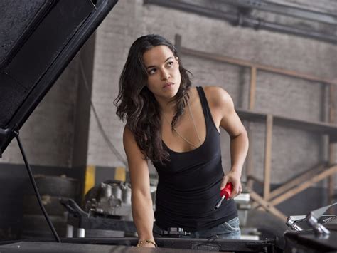 Michelle Rodriguez Threatens To Leave Fast And Furious Business Insider