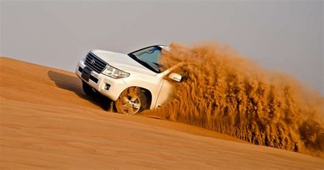 Dubaï Safari en jeep dans le désert balade à dos de chameau VTT et