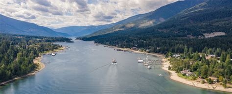 Kootenay Lake Ferry | Selena Travel Canada