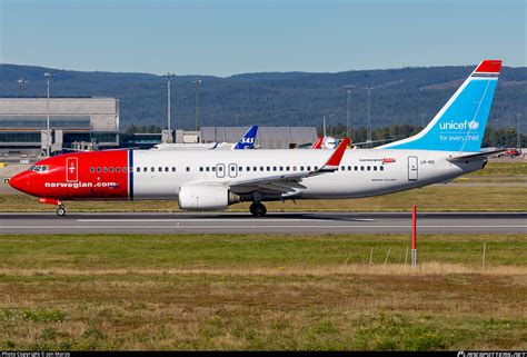 Ln Nio Norwegian Air Shuttle Aoc Boeing M Wl Photo By Jon Marzo