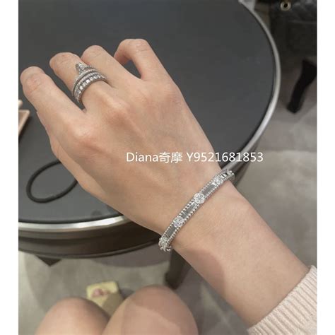 二手精品 Van Cleef And Arpels 梵克雅寶 新款帶鑽手鐲 中型款式 四葉草手鐲 Vcarp6xa00 蝦皮購物