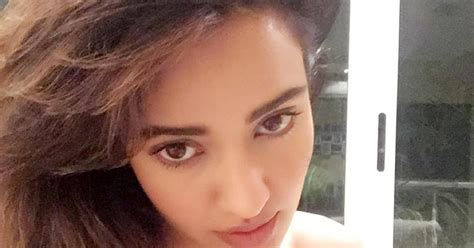 Neha Sharma Shares Hot Selfie On Instagram Bollywood Diaries