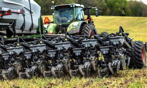 Fendt Momentum AgWest Ltd