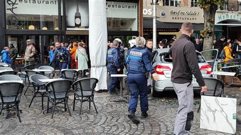 Actus Champagne FM Une Voiture Percute La Terrasse Dun Restaurant