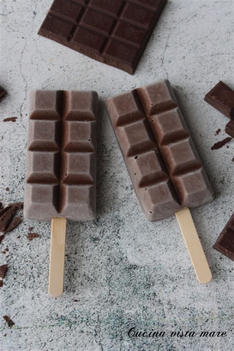 Gelato Al Cioccolato Su Stecco Cucina Vista Mare