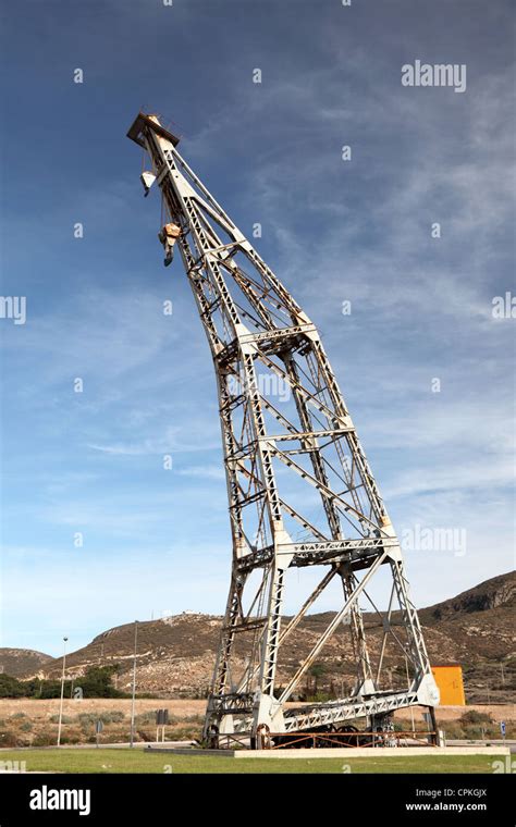 Old Vintage Crane Hi Res Stock Photography And Images Alamy