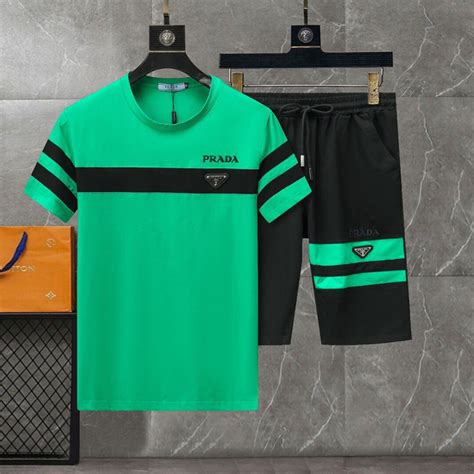 Костюм спортивный Prada - купить с доставкой по выгодным ценам в ...