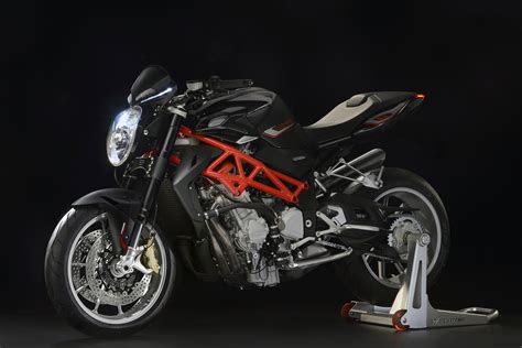 MV AGUSTA Brutale 1090 R ABS 2013 2014 Specs Performance Photos