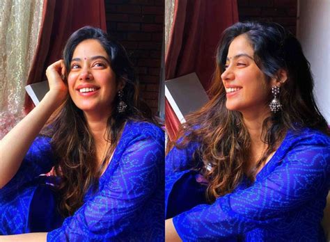 New Hot Bikini Looks Of Jhanvi Kapoor Filmy