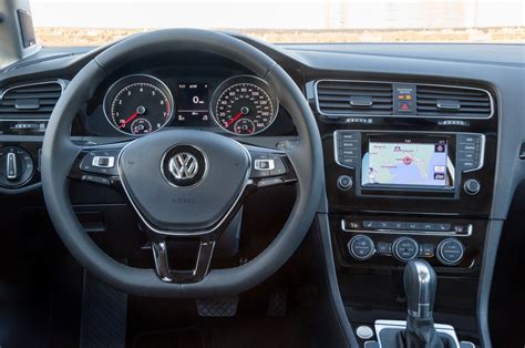 2015 Volkswagen Golf Tsi Cockpit Motor Trend En Español