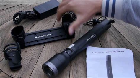LED LENSER M17R Review - Deutsch - YouTube