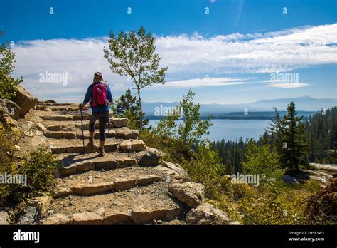 Blonde Female Hiking Hi Res Stock Photography And Images Alamy