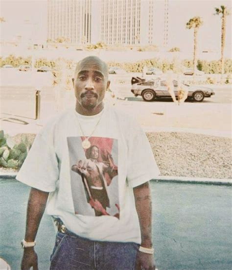 Pinterest Lolitachicka ♚ Tupac Photos Tupac Pictures Looks Hip Hop