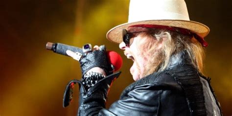 Axl Rose Arremete Contra El Secretario Del Tesoro De Eu En Redes