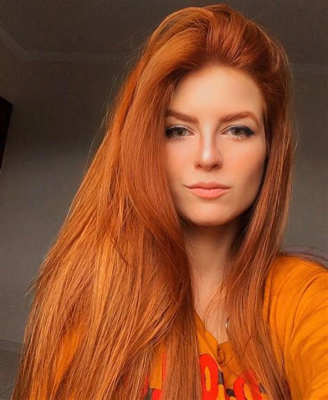 Matching hair and shirt : r/ginger