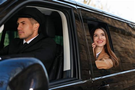 10 Reasons Why Hiring Chauffeur Services Is Cost Efficient