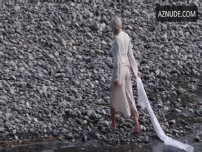 RED HANDED NUDE SCENES AZNude