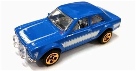 MIS COCHES DE ESCALA DE FORD ESCORT RS HOT WHEELS