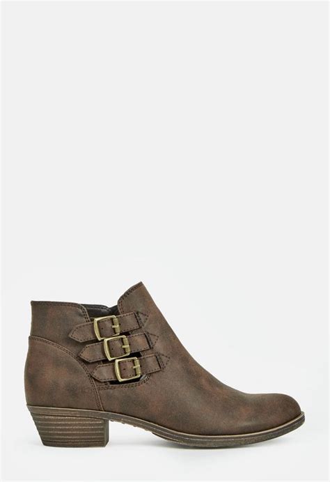Hadlee in Brown - Get great deals at JustFab