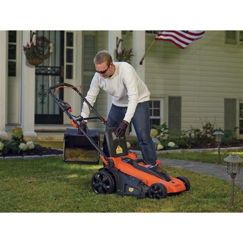 Blackdecker 40 Volt 20 In Cordless Push Lawn Mower 2 Ah 2 Batteries And Charger Included