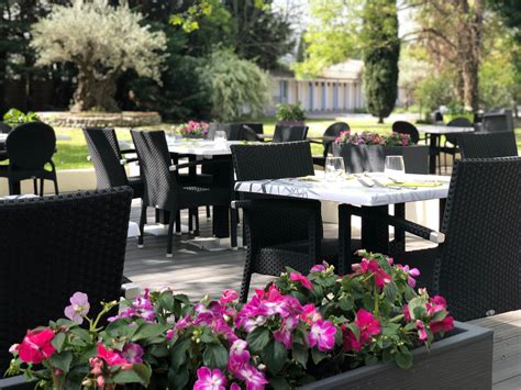 Restaurant Les Oliviers Restaurant LORIOL SUR DROME