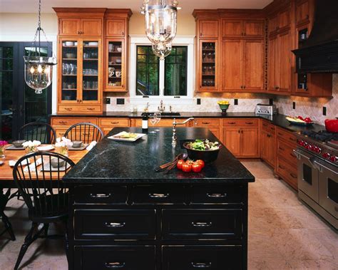 Traditional — Southern Kitchens