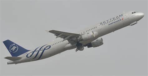 A 321 AIR FRANCE F GTAE 796 SKYTEAM 21 04 14 BCN L AMI DU TARMAC Flickr