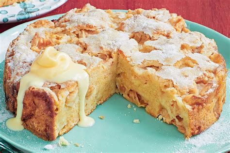 Apple Cake