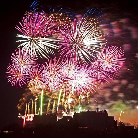 Where to Photograph Edinburgh Castle Fireworks? | Real Edinburgh