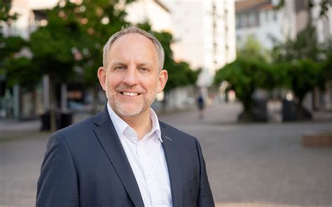 Simon Blümcke in Friedrichshafen zum Oberbürgermeister gewählt