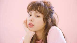 180725 Lisa For Moonshot Cosmetics Photoshoot